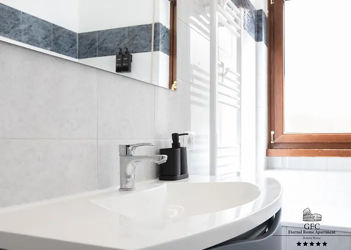 Gfc Eternal - 5min To Tiburtina Station Metrob, 2 Bathrooms, Terrace, A-c